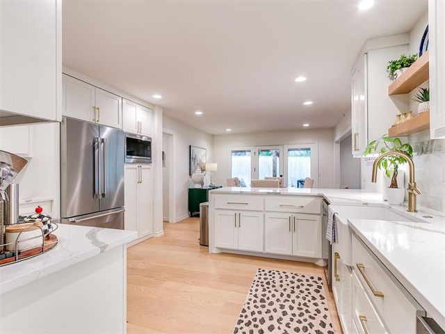 12108 S Quail Creek Road, Oklahoma City, OK 73120