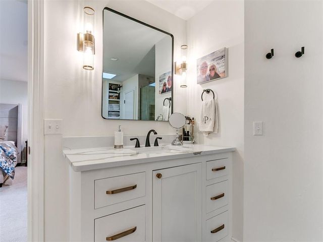 12108 S Quail Creek Road, Oklahoma City, OK 73120