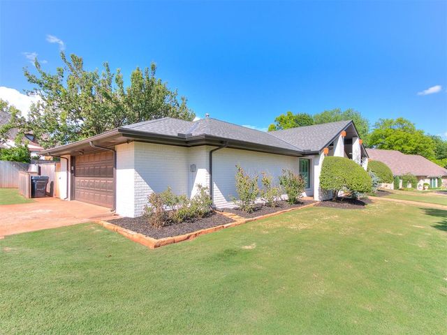 12108 S Quail Creek Road, Oklahoma City, OK 73120