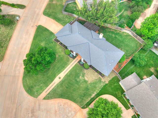 12108 S Quail Creek Road, Oklahoma City, OK 73120
