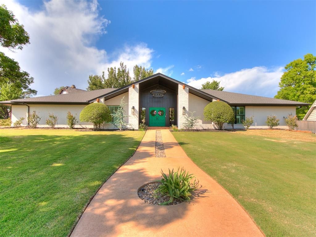 12108 S Quail Creek Road, Oklahoma City, OK 73120