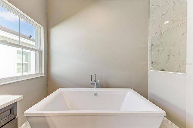 10227 LONGMEADOW AVENUE, Parrish, FL 34219