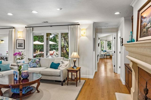 1068 Rose Avenue, Mountain View, CA 94040