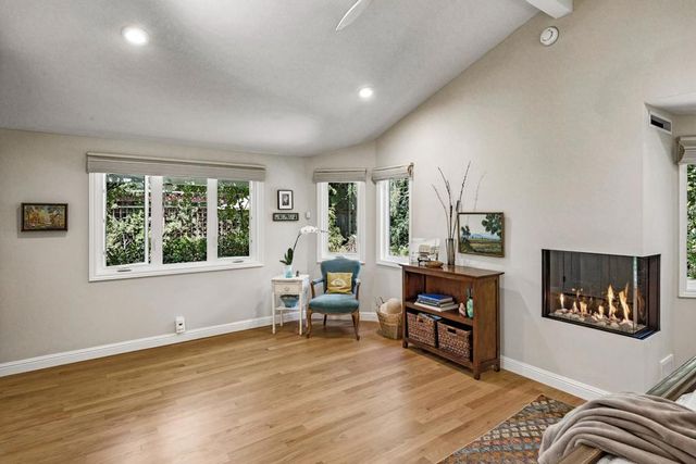 1068 Rose Avenue, Mountain View, CA 94040