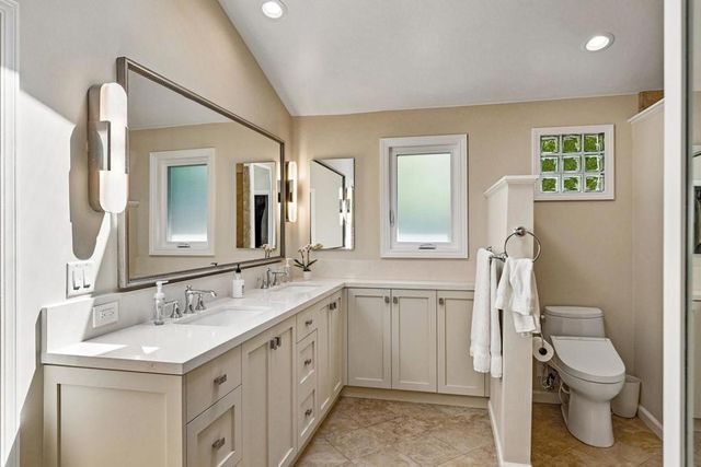 1068 Rose Avenue, Mountain View, CA 94040