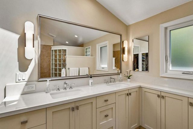 1068 Rose Avenue, Mountain View, CA 94040