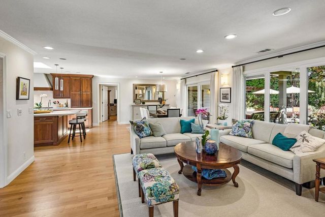 1068 Rose Avenue, Mountain View, CA 94040