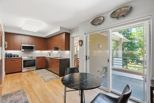 232 Allandale Rd 3A, Boston, MA 02467