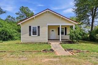 1207 Goddard Avenue, Seneca, SC 29678