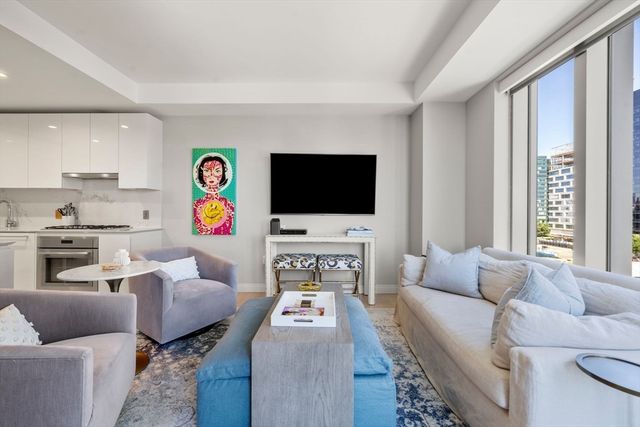 133 Seaport Boulevard 716, Boston, MA 02210