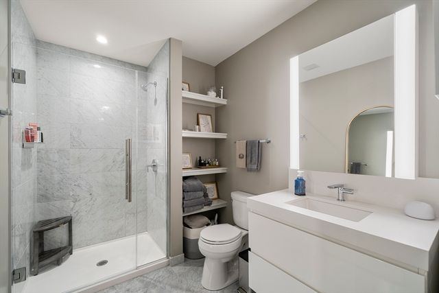 133 Seaport Boulevard 716, Boston, MA 02210