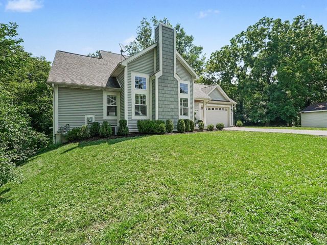 2238 Foss Street, Ann Arbor, MI 48103