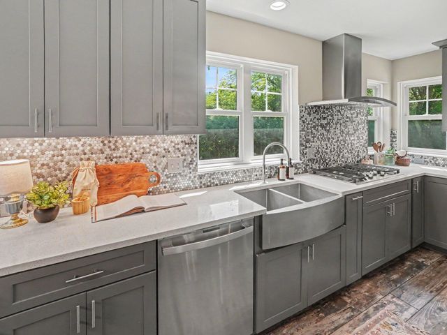 2238 Foss Street, Ann Arbor, MI 48103