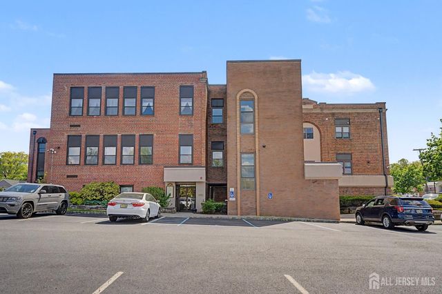 124 E Main Street 305, Denville, NJ 07834