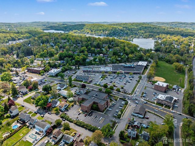 124 E Main Street 305, Denville, NJ 07834