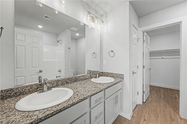 6609 & 6611 NW Altus Street, Bentonville, AR 72713