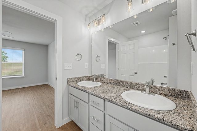 6609 & 6611 NW Altus Street, Bentonville, AR 72713