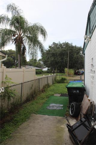 1638 GRAND STREET, Orlando, FL 32805