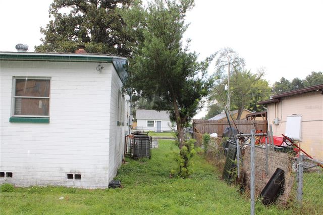 1638 GRAND STREET, Orlando, FL 32805