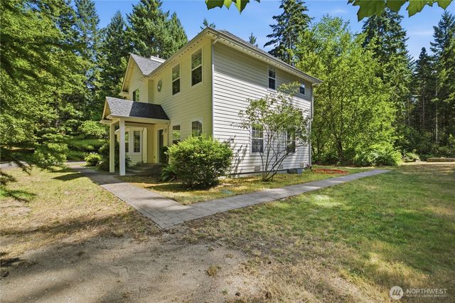11848 Carriage Place SE, Olalla, WA 98359