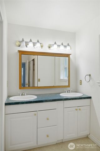 11848 Carriage Place SE, Olalla, WA 98359