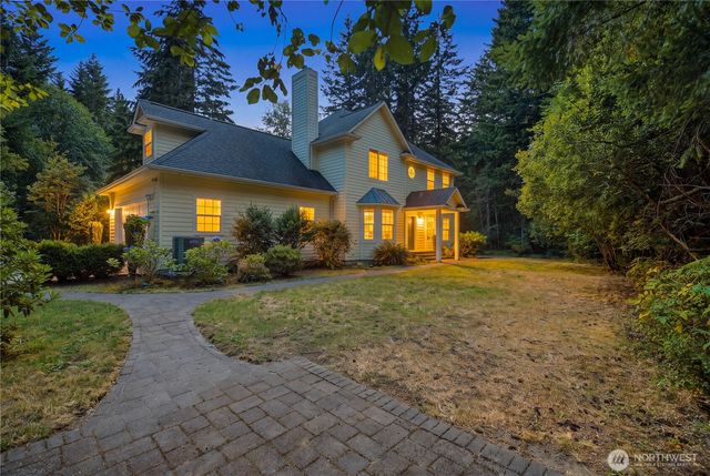 11848 Carriage Place SE, Olalla, WA 98359