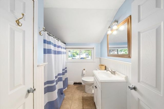 64 Holliston St., Medway, MA 02053