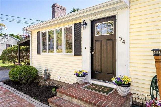 64 Holliston St., Medway, MA 02053