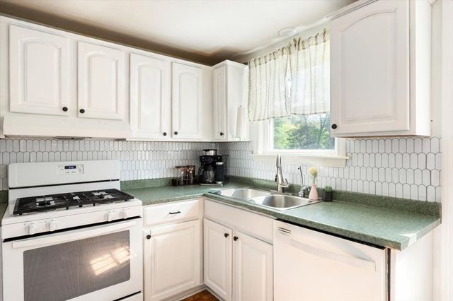 64 Holliston St., Medway, MA 02053