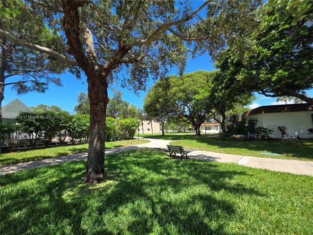 3635 SW Natura Ave, Deerfield Beach, FL 33441