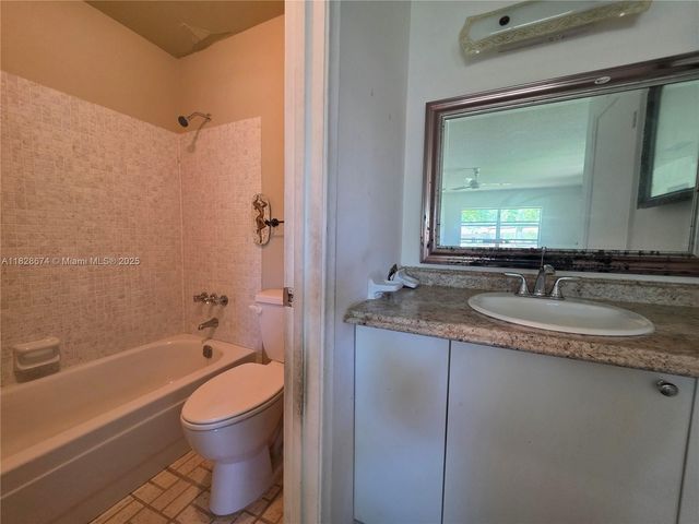 3635 SW Natura Ave, Deerfield Beach, FL 33441