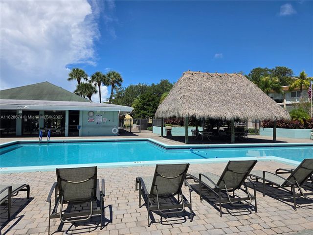 3635 SW Natura Ave, Deerfield Beach, FL 33441