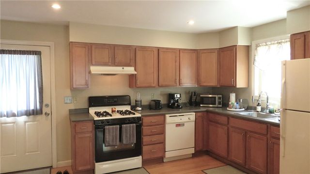 94 Barton Street, Pawtucket, RI 02860
