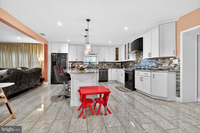 2016-00 ROBBINS ST, Philadelphia, PA 19149