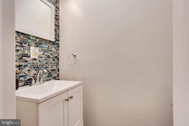 2016-00 ROBBINS ST, Philadelphia, PA 19149