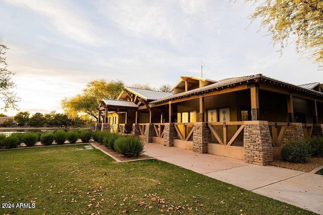 4757 E WATERMAN Street 103, Gilbert, AZ 85297