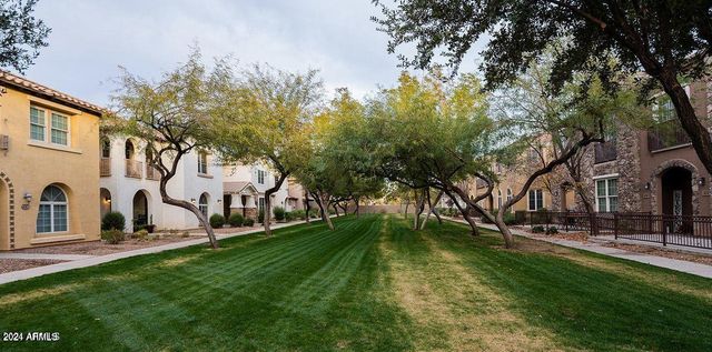 4757 E WATERMAN Street 103, Gilbert, AZ 85297