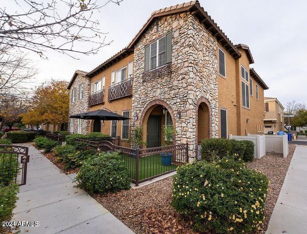 4757 E WATERMAN Street 103, Gilbert, AZ 85297