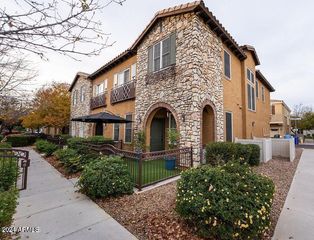 4757 E WATERMAN Street 103, Gilbert, AZ 85297