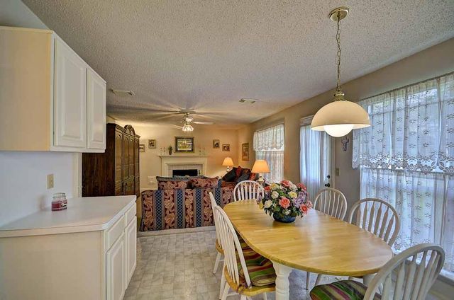 191 Dreamweaver, The Woodlands, TX 77380