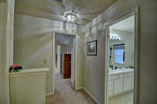 191 Dreamweaver, The Woodlands, TX 77380