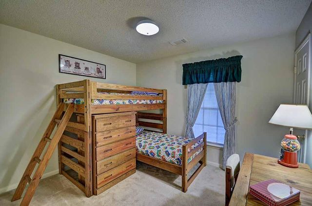 191 Dreamweaver, The Woodlands, TX 77380