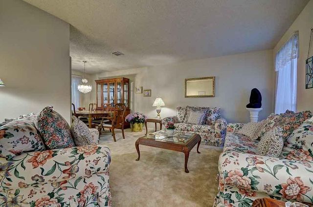 191 Dreamweaver, The Woodlands, TX 77380