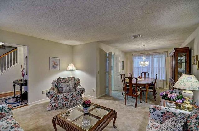 191 Dreamweaver, The Woodlands, TX 77380