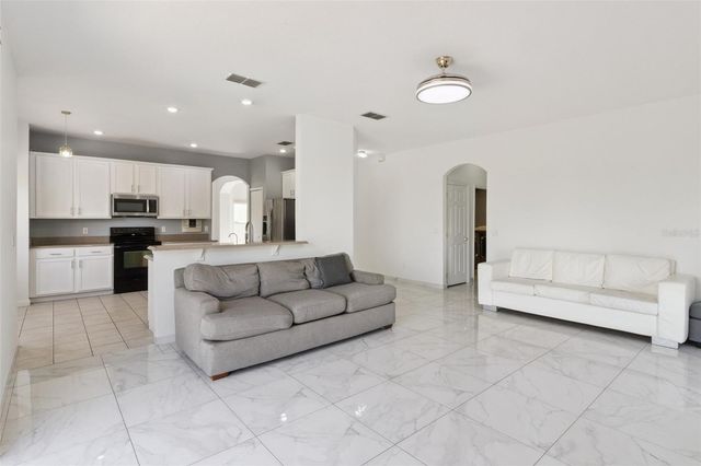 2676 PATRICIAN CIRCLE, Kissimmee, FL 34746