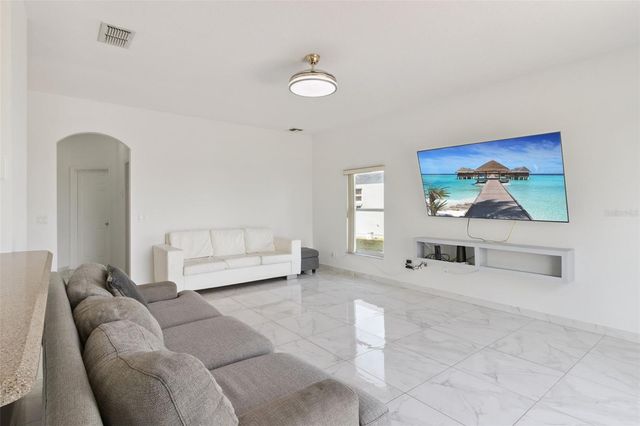 2676 PATRICIAN CIRCLE, Kissimmee, FL 34746