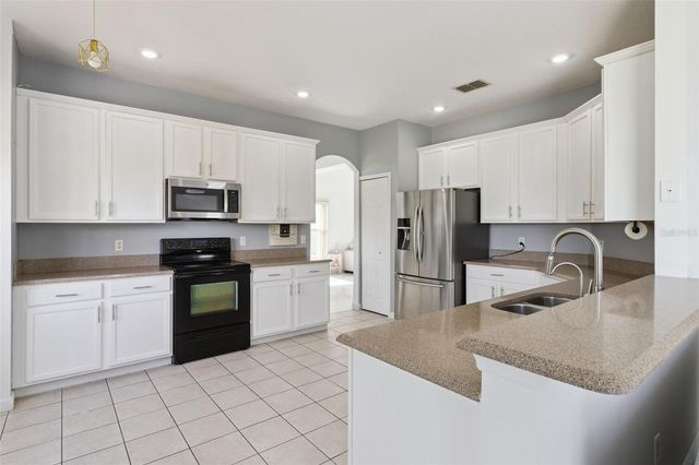 2676 PATRICIAN CIRCLE, Kissimmee, FL 34746