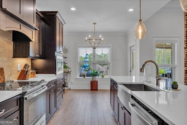 424 Rustic Live Oak Trail, Bonaire, GA 31005