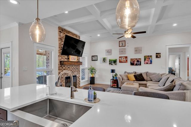 424 Rustic Live Oak Trail, Bonaire, GA 31005