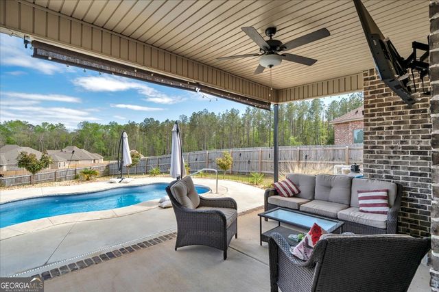 424 Rustic Live Oak Trail, Bonaire, GA 31005
